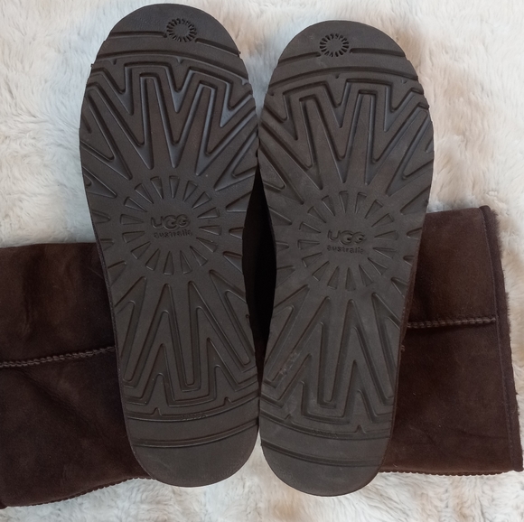 Ugg boots men's size 16 chocolate in color - Picture 4 of 6